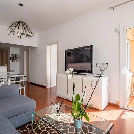 Eixample - Bright And Modern 4bd Only For Families Or Business Groups Barcelona