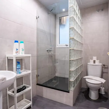Eixample - Bright And Modern 4bd Only For Families Or Business Groups Apartment Barcelona