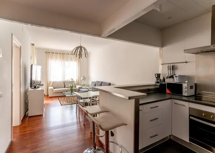 The Collection - Eixample - Bright And Modern 4bd Only For Families Or Business Groups * Barcelona
