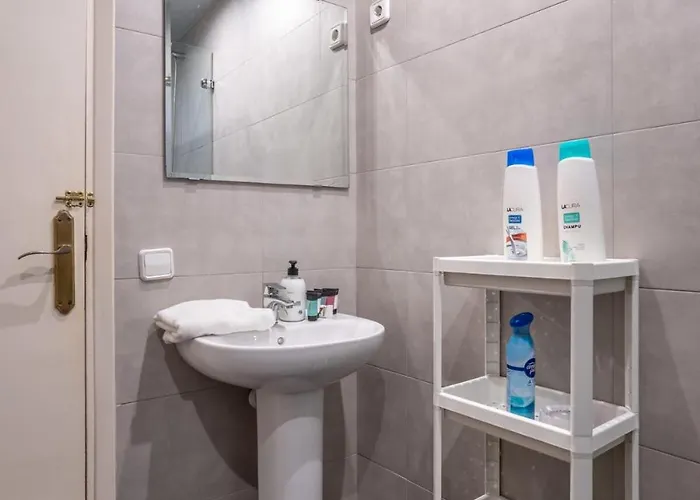 Apartamento The Collection - Eixample - Bright And Modern 4bd Only For Families Or Business Groups